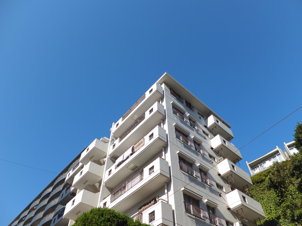 藤和横浜台町コープの外観