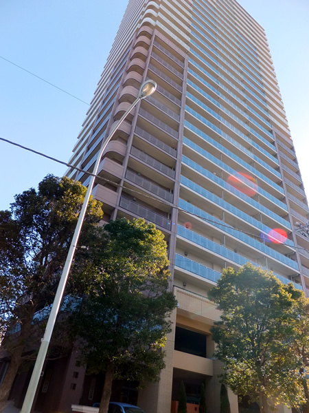 ライオンズステージ府中シティタワーの外観