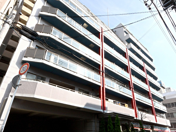 プライマリー本八幡ステーションフロントの外観