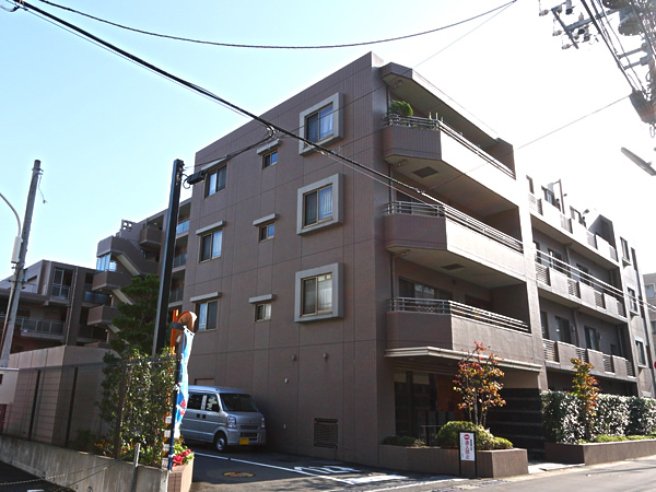 ヒルズ本八幡プレシャスコートの外観