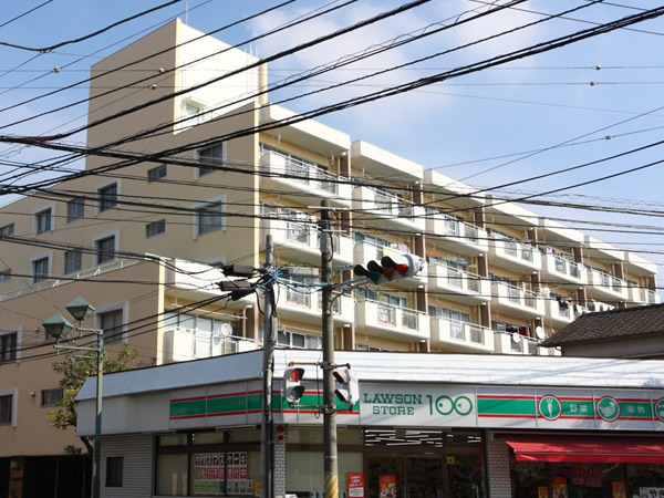 トマス本八幡の外観