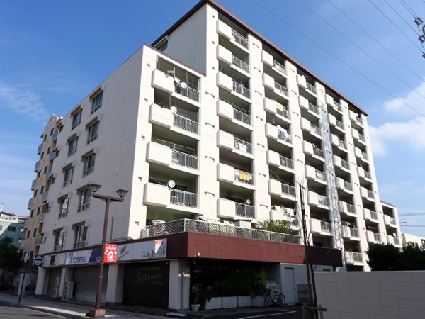 市川本八幡マンションの外観