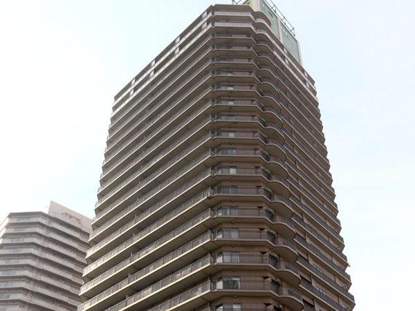 本八幡キャピタルタワーの外観