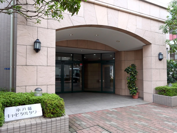 本八幡キャピタルタワーの外観