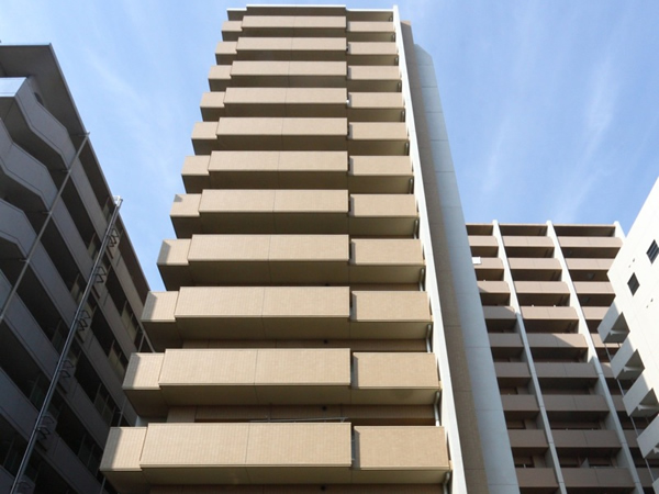 コスモ本八幡ブライトエアーの外観