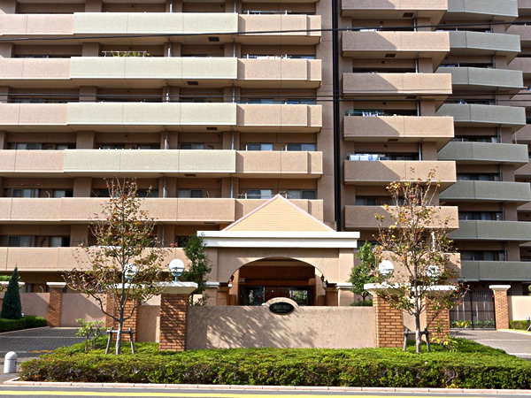 グランヒルズ本八幡の外観