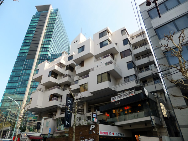 常盤松ロイアルハイツの外観