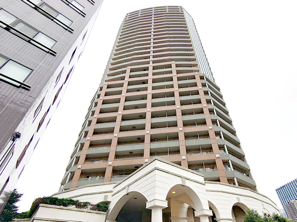 セントラルレジデンス新宿シティタワーの外観