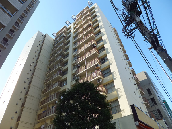 新大塚共同住宅の外観