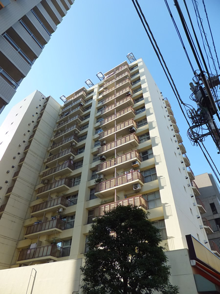 新大塚共同住宅の外観