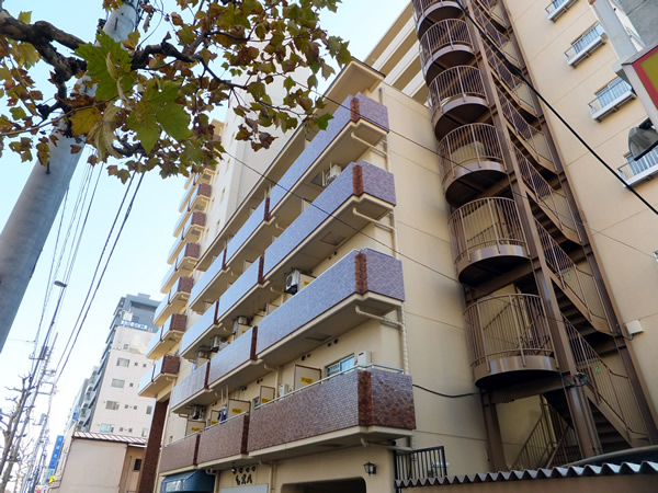 新大塚タウンプラザの外観