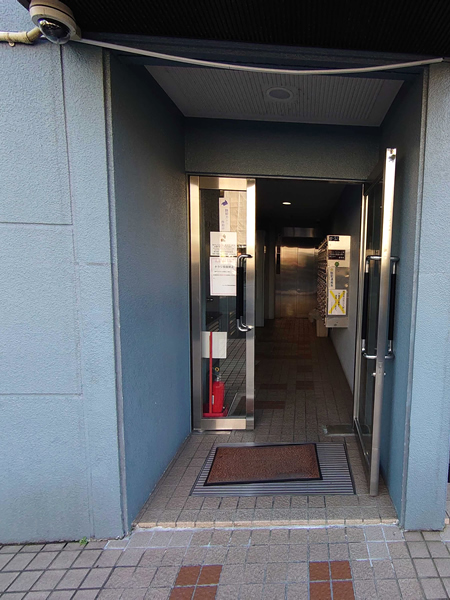 ニューライフ新宿東の外観