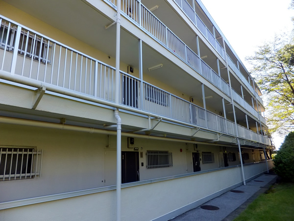 大倉山パークハイツの外観