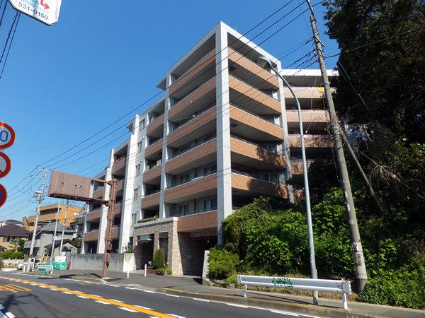 ベイヒルズ横濱大倉山の外観