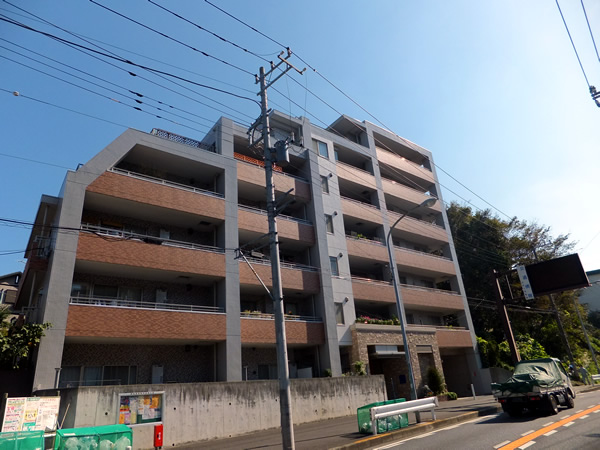 ベイヒルズ横濱大倉山の外観