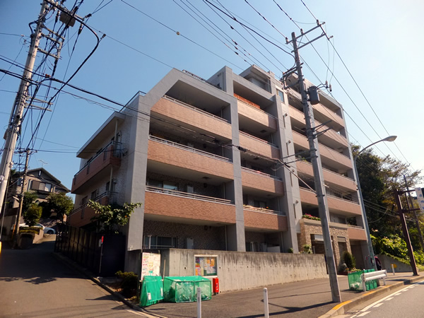 ベイヒルズ横濱大倉山の外観