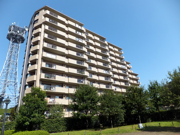 港北ガーデンヒルズC棟の外観