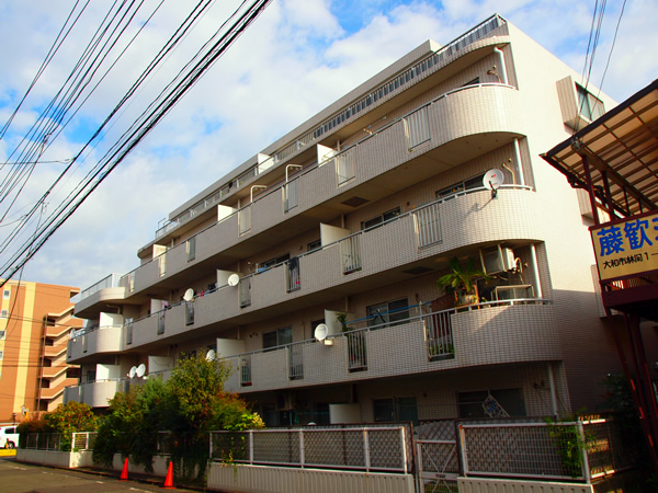 サンピア南林間の外観