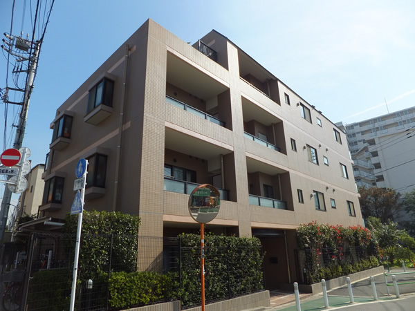 中銀池尻マンシオンの外観