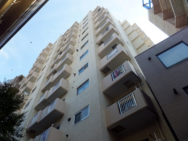 マンション池尻の外観