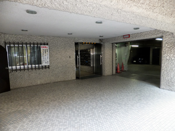 カーサ池尻の外観