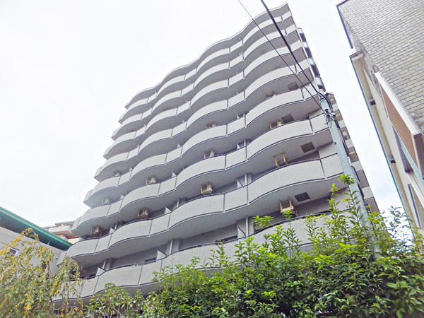 ラウム横浜台町の外観