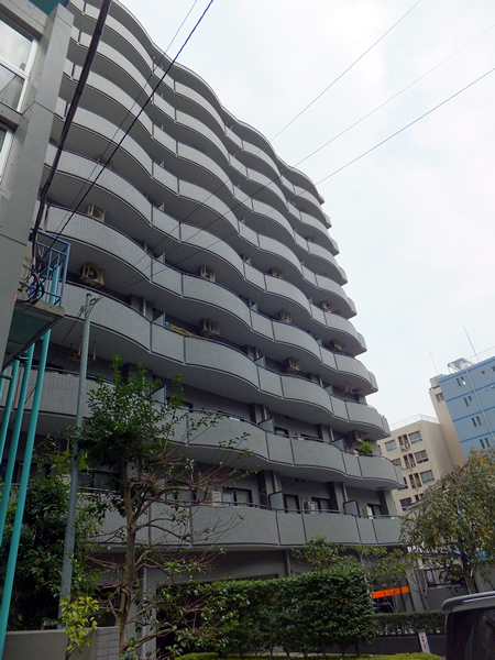 ラウム横浜台町の外観