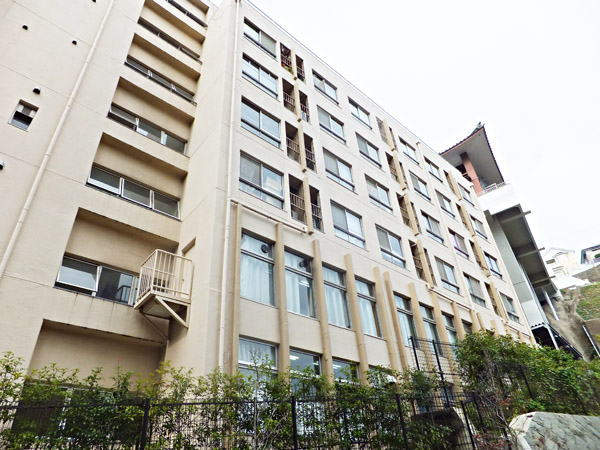 フジタハイツ横浜の外観