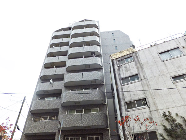 ネオマイム横浜台町の外観