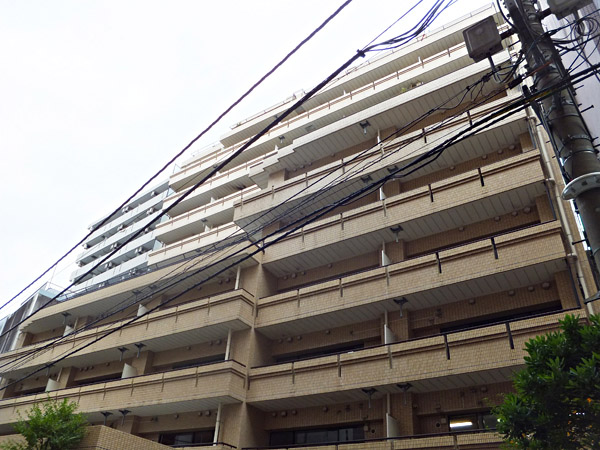 シェリーヒルズ横浜の外観