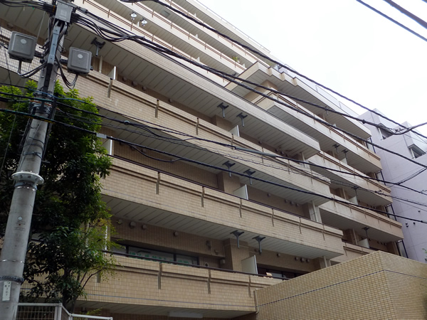 シェリーヒルズ横浜の外観