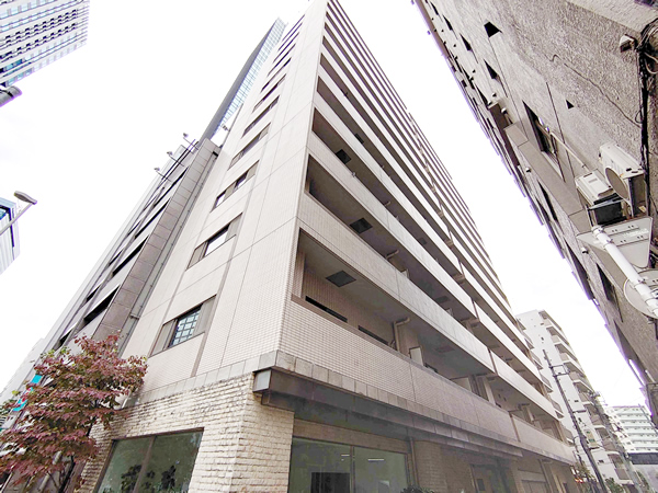 エスコート西新宿の外観