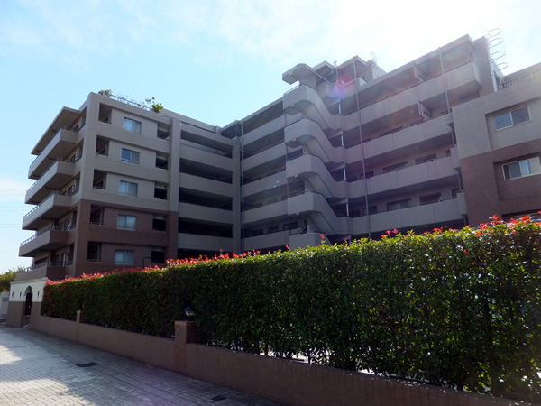 東急ドエルアルス仲町台の外観