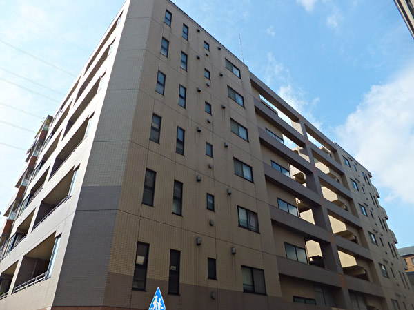 マイキャッスル仲町台ステーションフロントの外観