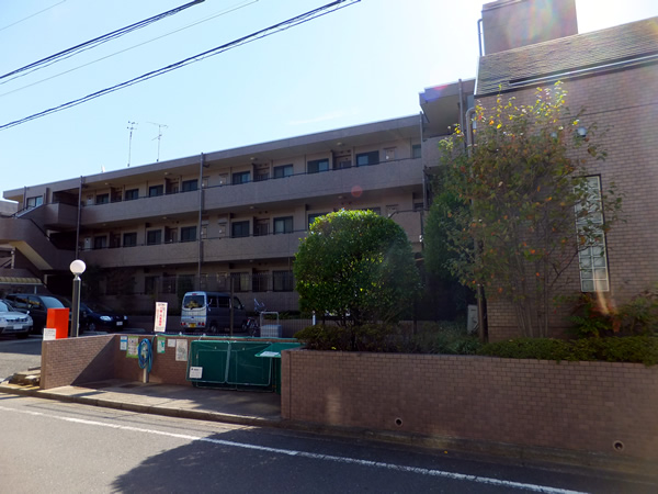 ルイシャトレ大倉山の外観