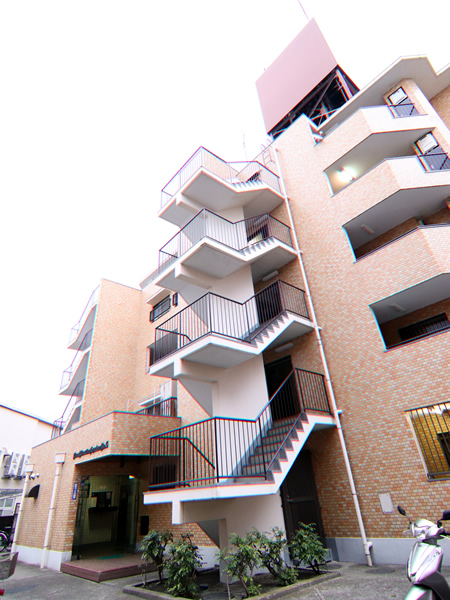 ライオンズマンション小机第5の外観