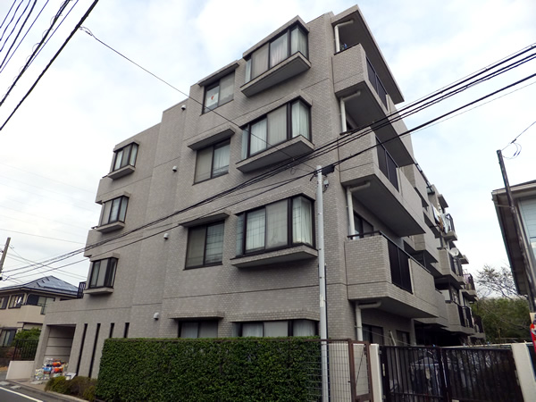 新横浜西パークホームズの外観