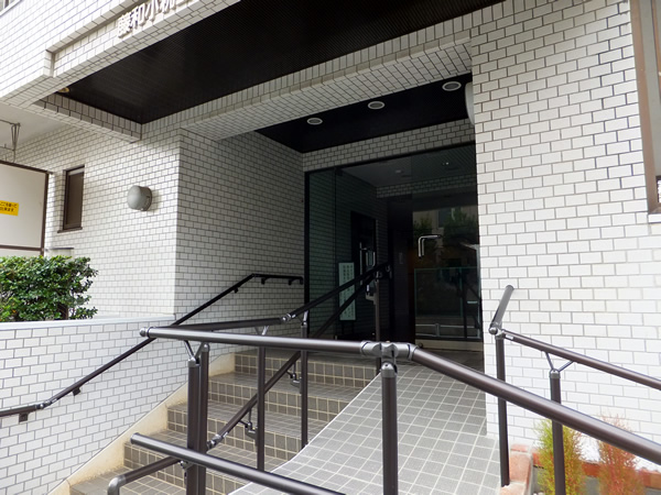 藤和小机コープ3の外観