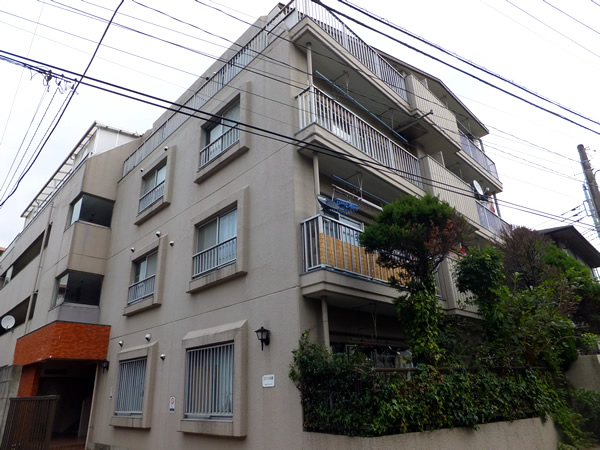 エスペランサ城郷の外観