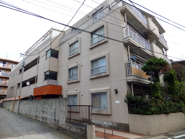 エスペランサ城郷の外観