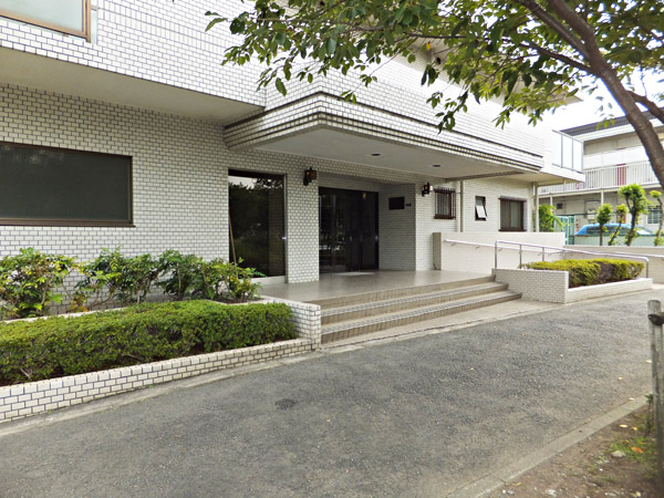 ニックアーバンハイム大倉山の外観