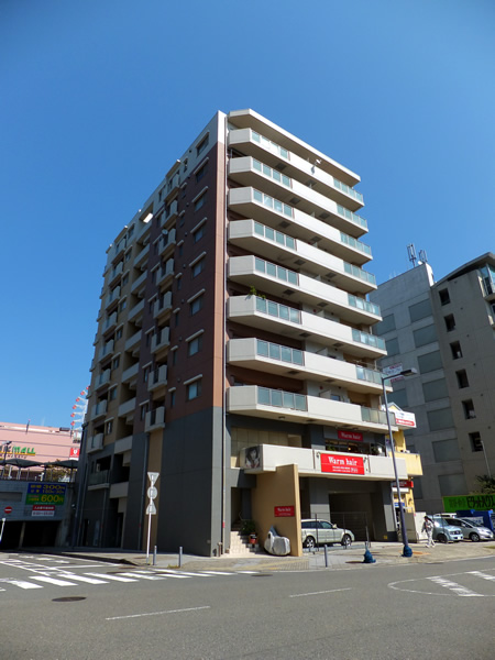 ベイヒルズセンター北駅前の外観