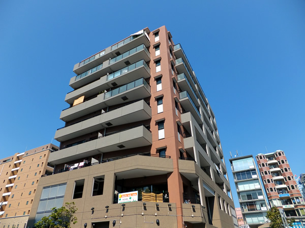 港北NTセンター北パークホームズの外観