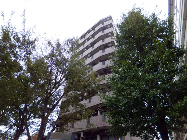 ステージファースト三宿の外観