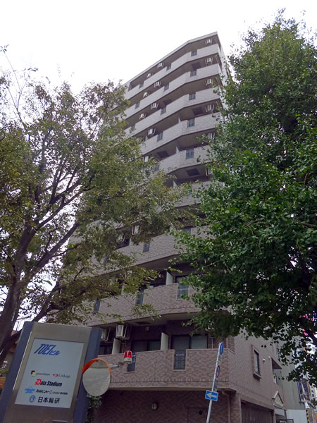 ステージファースト三宿の外観