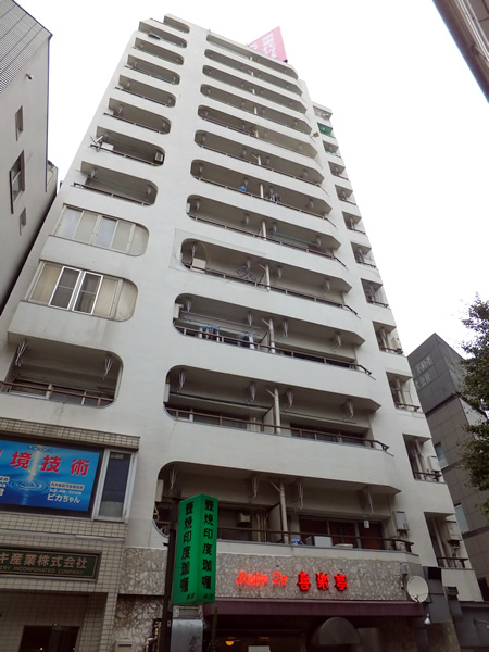 ニュー池尻マンションの外観