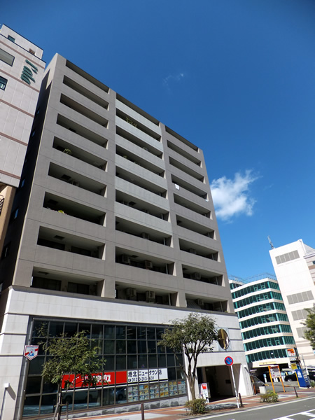 メイフェアミュゼレトワールセンター南駅前の外観