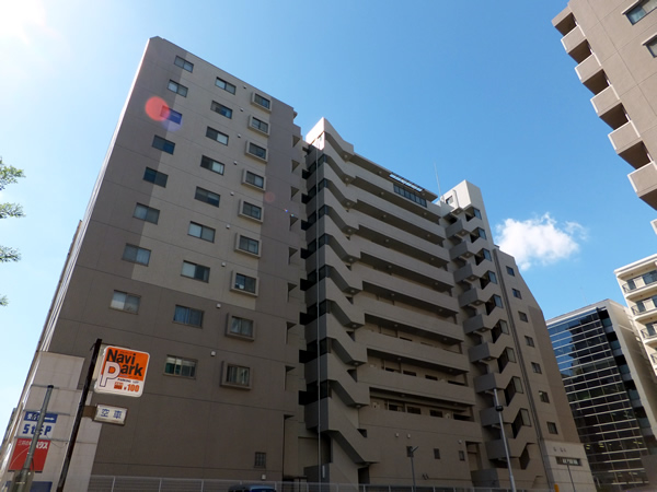 メイフェアミュゼレトワールセンター南駅前の外観