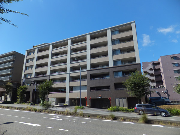 ライオンズステージ港北セントアリーナの外観