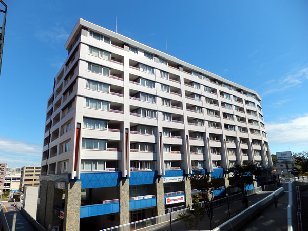 オズマークスセンター南の外観